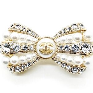 Chanel Gold Pearl Crystal Bow Brooch Pin